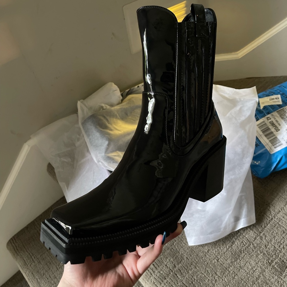 BRAND NEW JEFFREY CAMPBELL “ELK” BOOTS